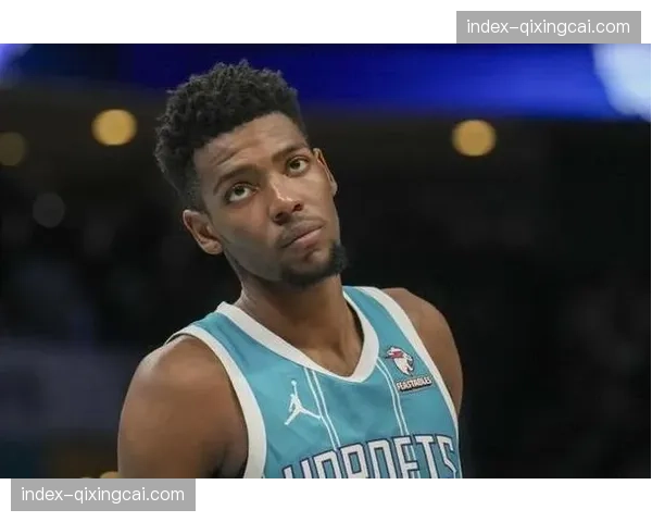 黄蜂131-99狂胜公牛32分,米勒28分展现年轻核心进攻火力 黄蜂131-99狂胜公牛32分,米勒28分展现年轻核心进攻火力