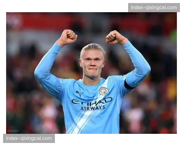 关键瞬间：吕迪格采用“跟防+区域保护”混合策略，成功破坏哈兰德单刀